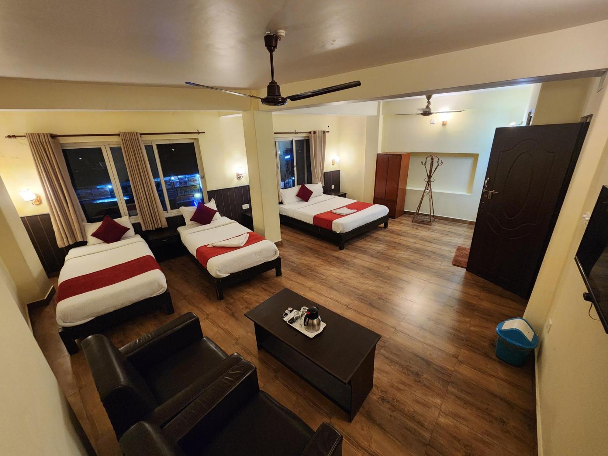 Hotel My Dream Покхара Екстер'єр фото