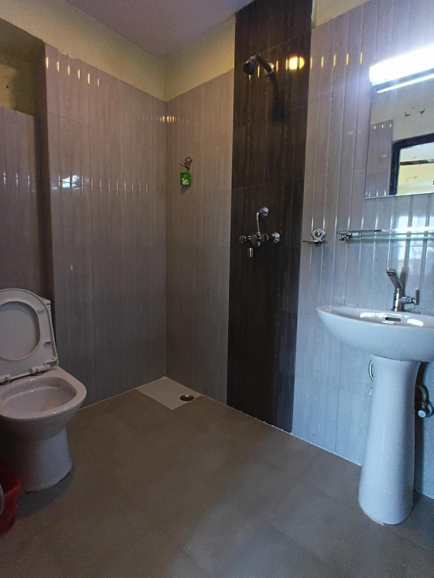 Hotel My Dream Покхара Екстер'єр фото