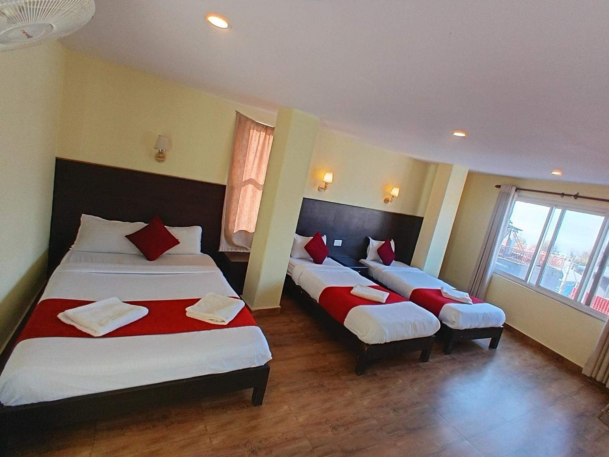 Hotel My Dream Покхара Екстер'єр фото