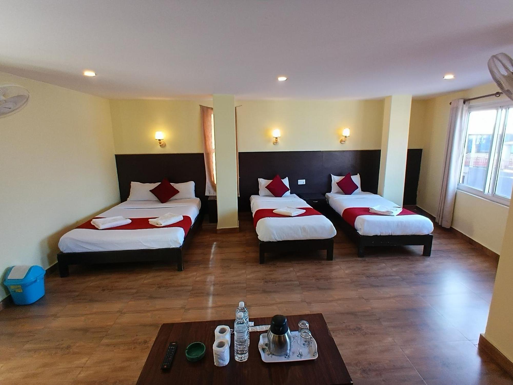 Hotel My Dream Покхара Екстер'єр фото