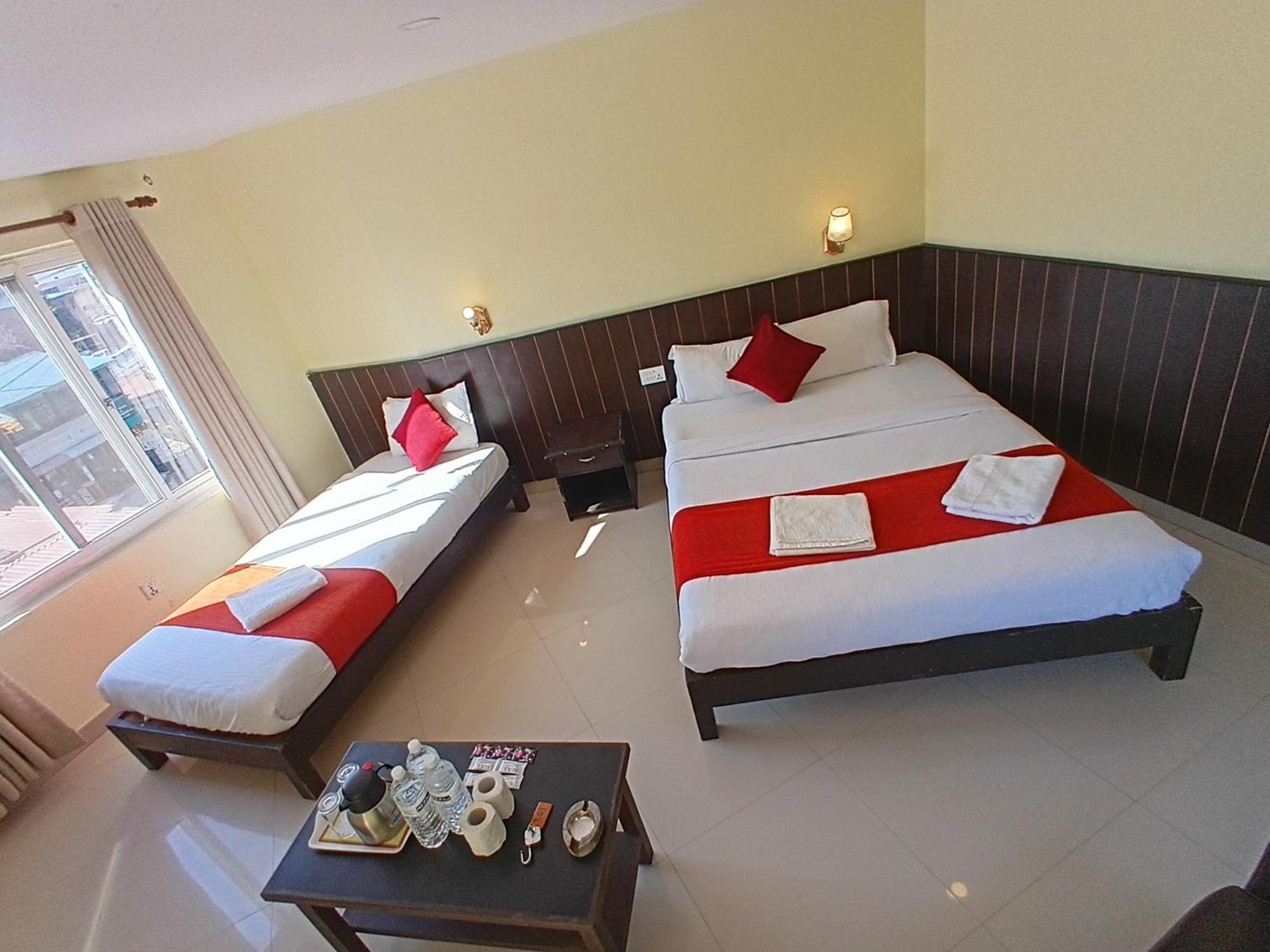 Hotel My Dream Покхара Екстер'єр фото