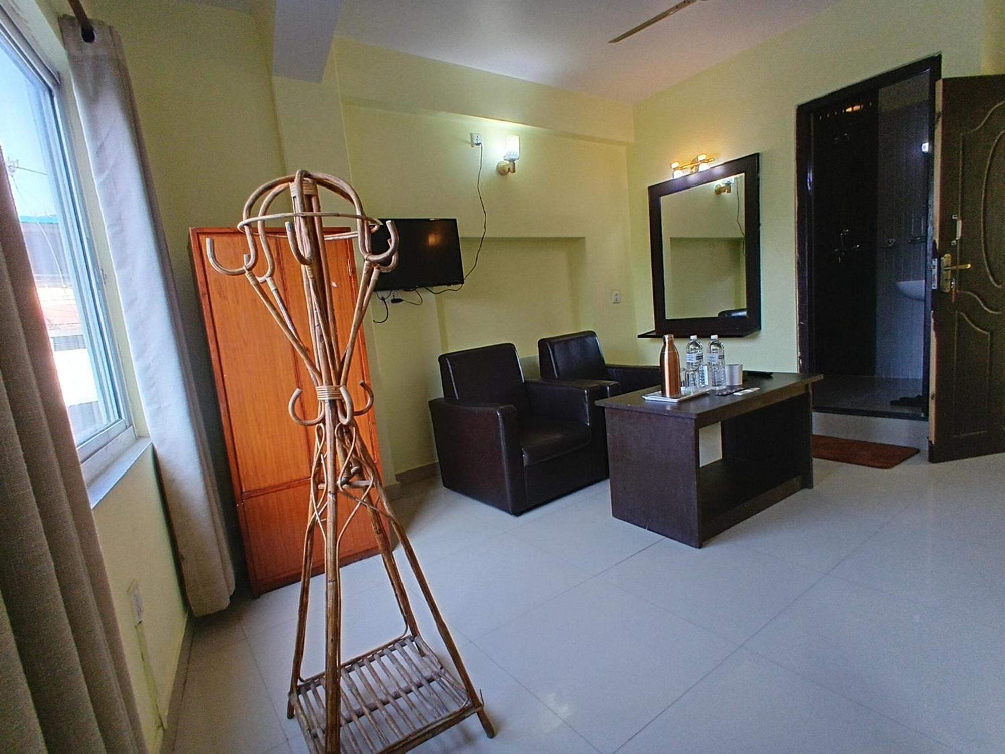 Hotel My Dream Покхара Екстер'єр фото